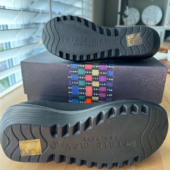 Bernie Mev NWOT booties w/wedge heel - Picture 3 of 4